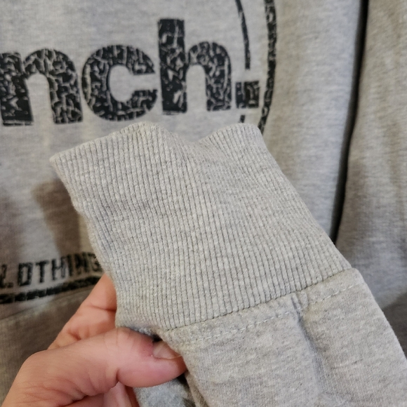 Grey Bench Hoodie, size xl men's - Picture 6 of 9